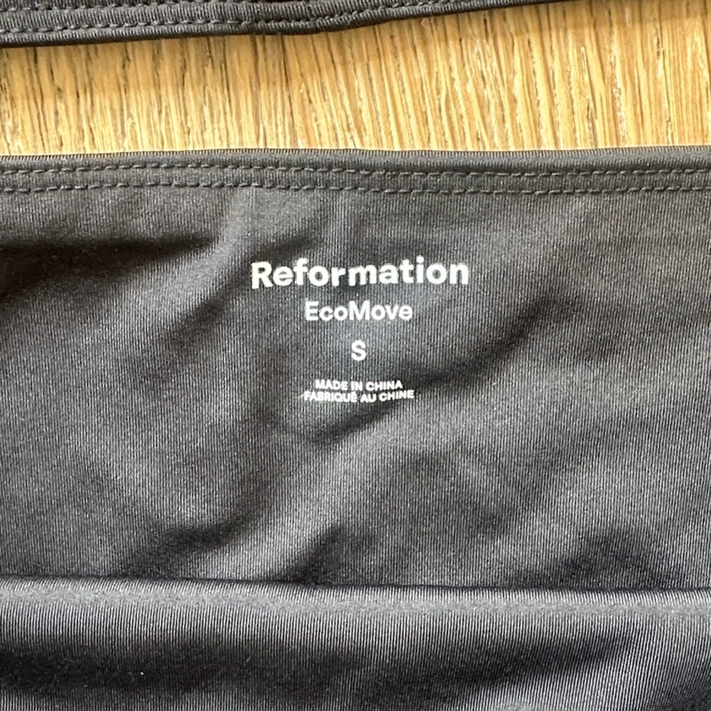 Reformation Ecomove Cindy Set Size Small - shorts with tags! - Picture 3 of 6